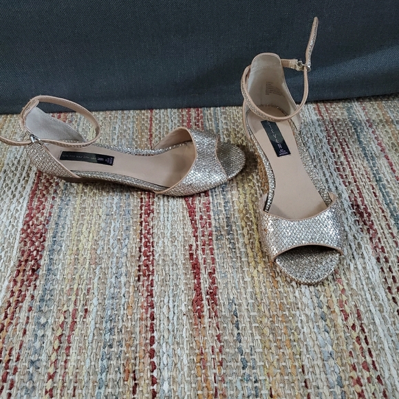 Shoes - Picture 1 of 1